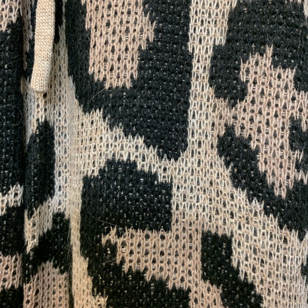 Vici Dolls leopard knit joggers and hoodie set - Picture 3 of 7